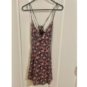 Flowy floral sundress!